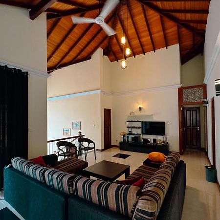 Bigcity Villa - Airport Transit Hotel Katunayake Exterior photo