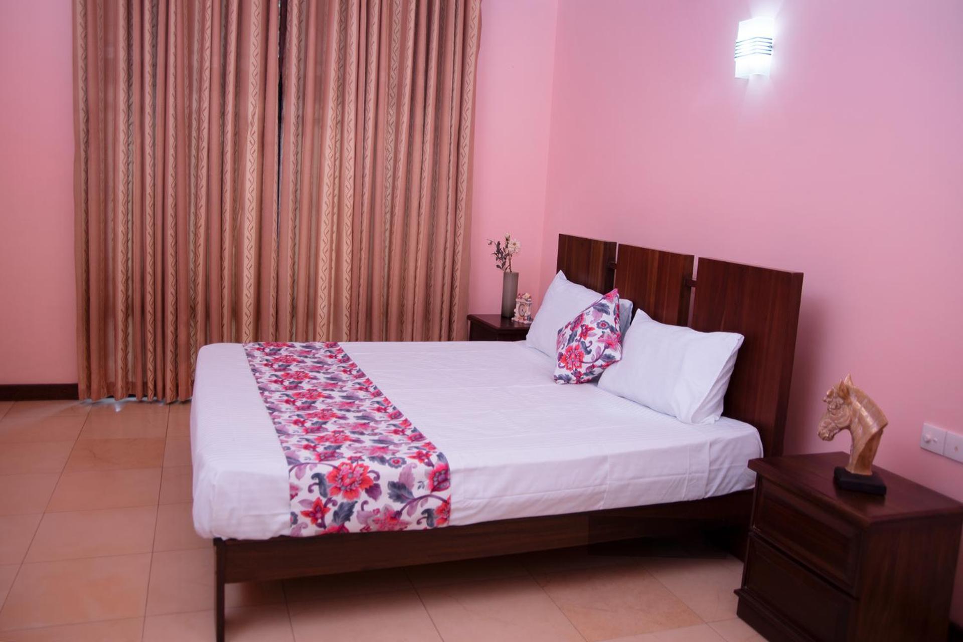 Bigcity Villa - Airport Transit Hotel Katunayake Exterior photo