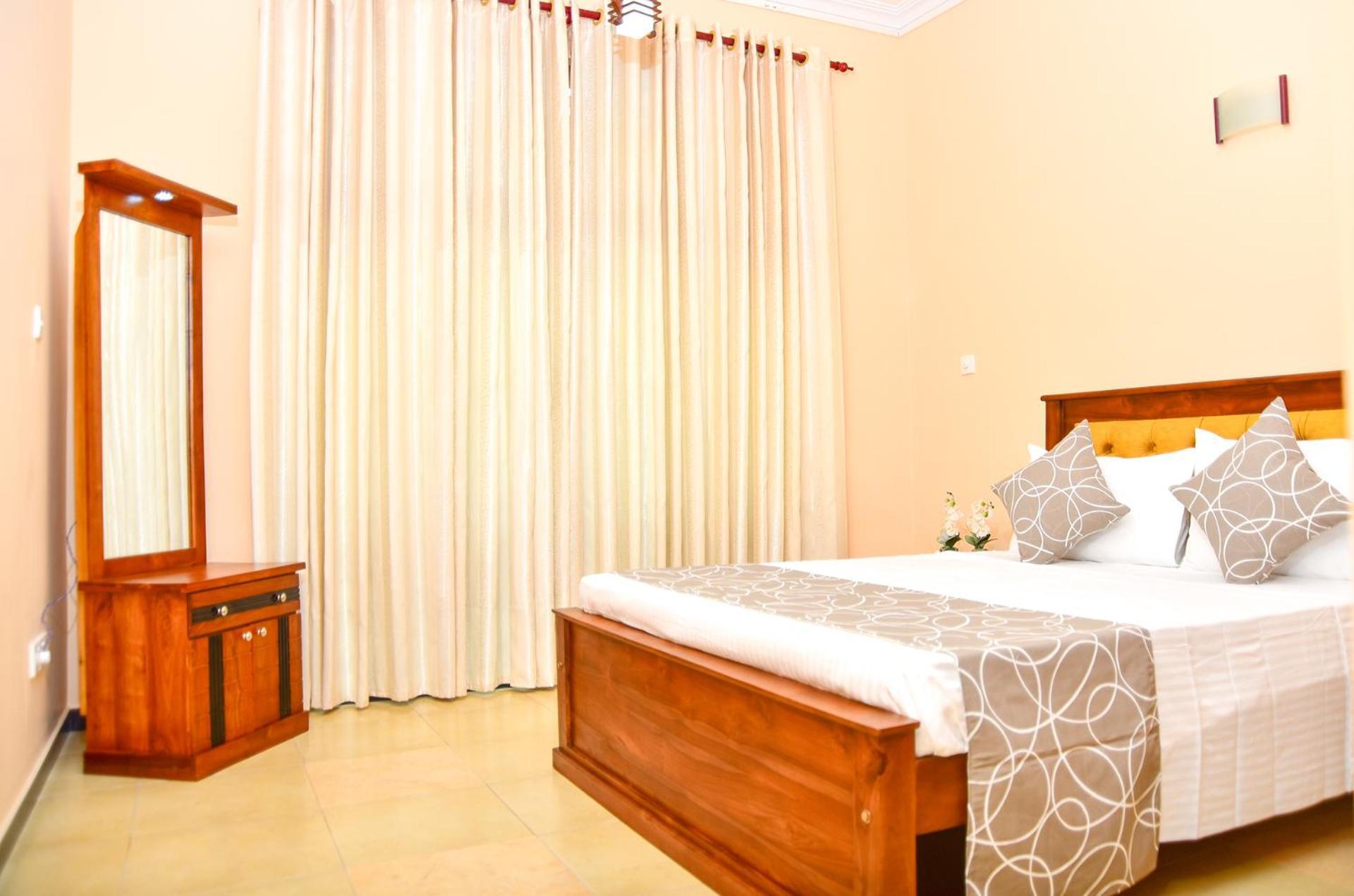 Bigcity Villa - Airport Transit Hotel Katunayake Exterior photo