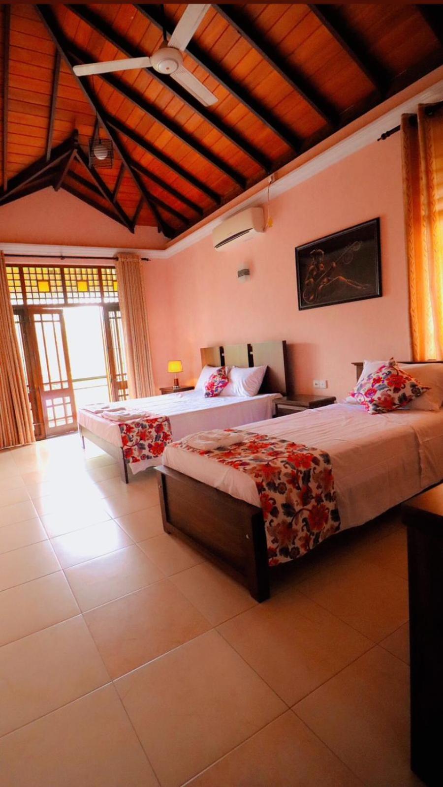 Bigcity Villa - Airport Transit Hotel Katunayake Exterior photo
