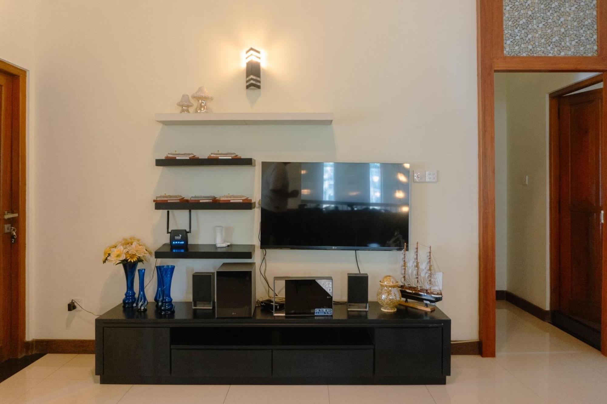 Bigcity Villa - Airport Transit Hotel Katunayake Exterior photo