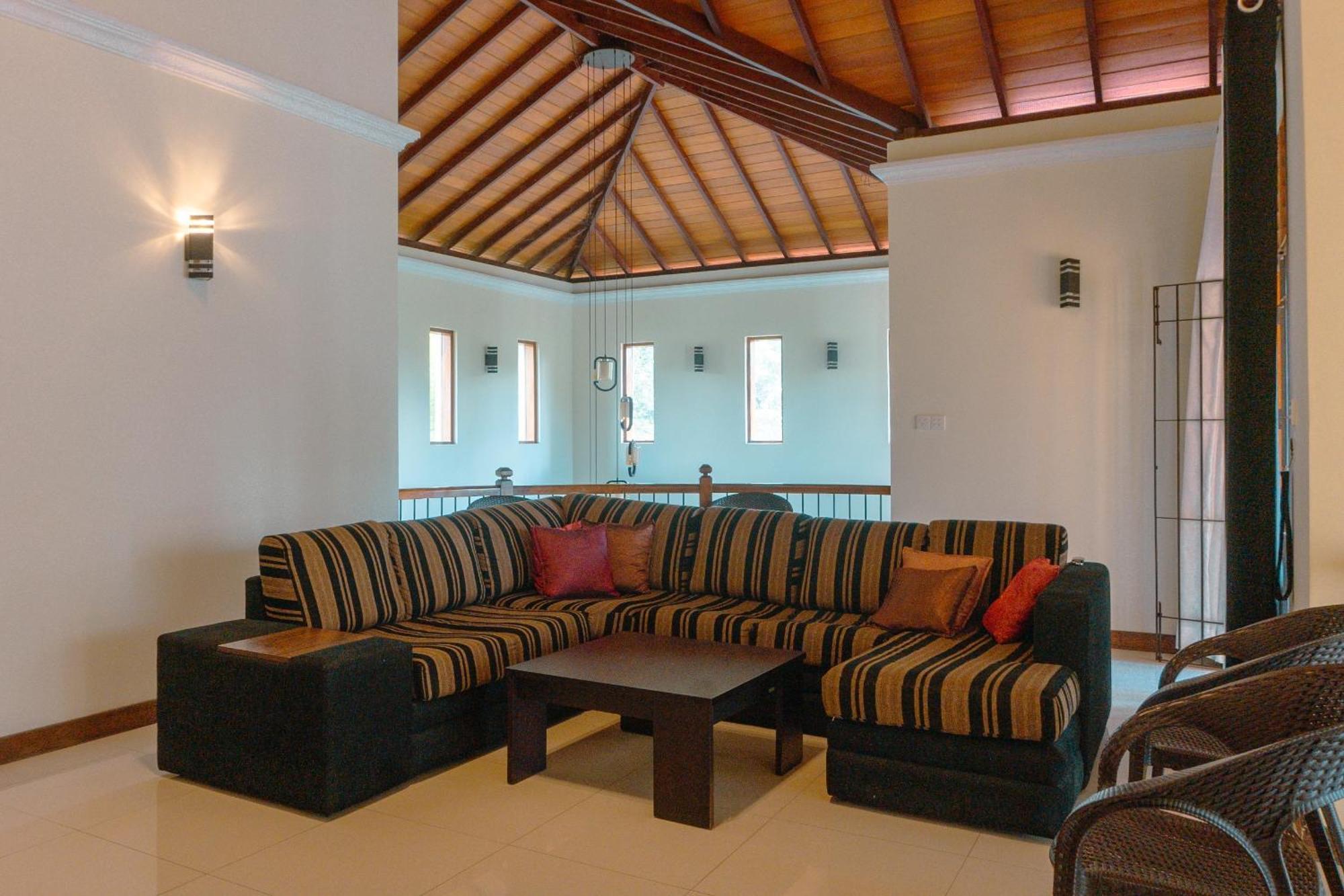 Bigcity Villa - Airport Transit Hotel Katunayake Exterior photo
