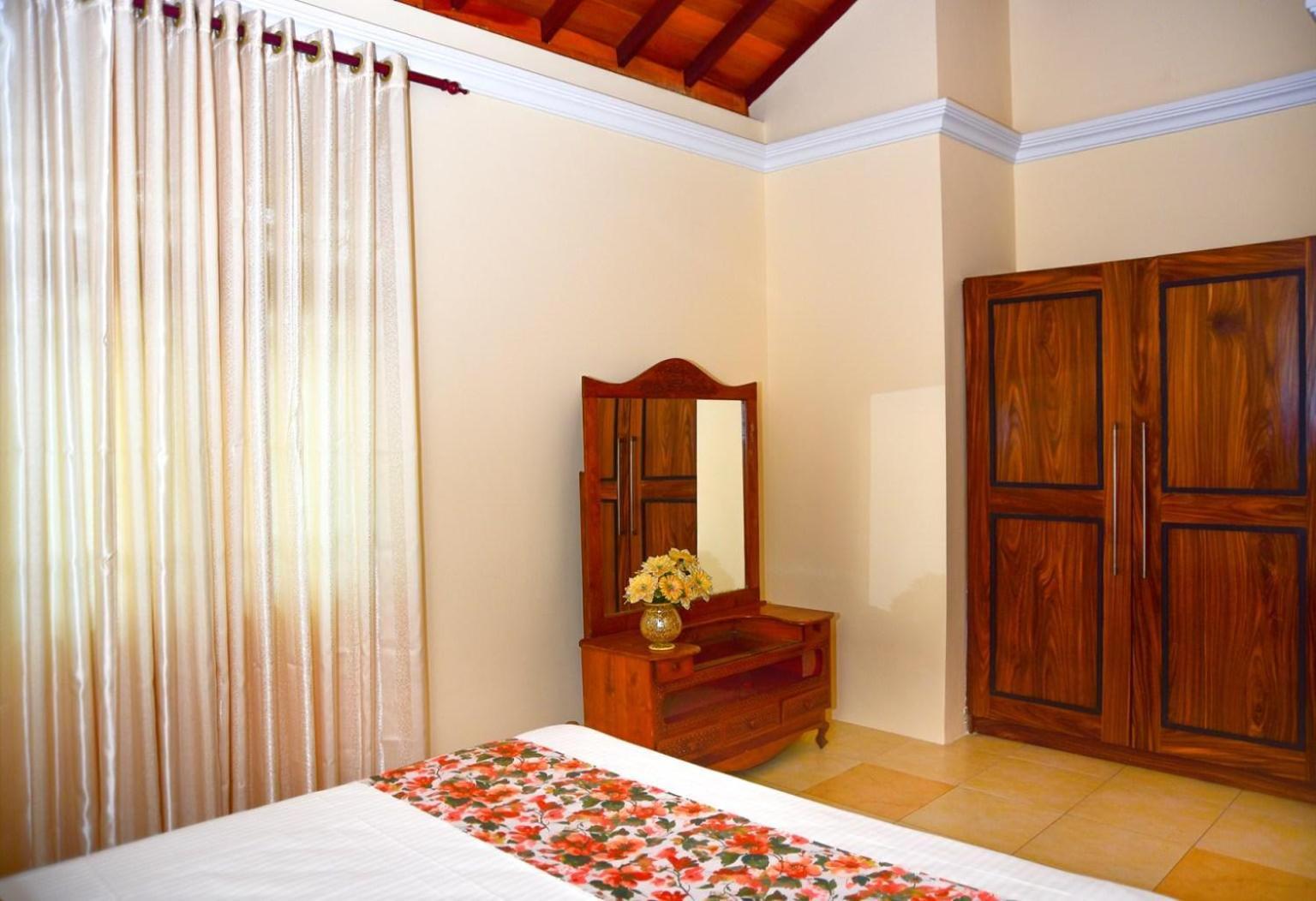 Bigcity Villa - Airport Transit Hotel Katunayake Exterior photo